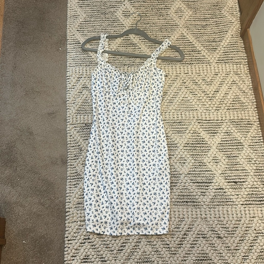 Breath taking teen dress!